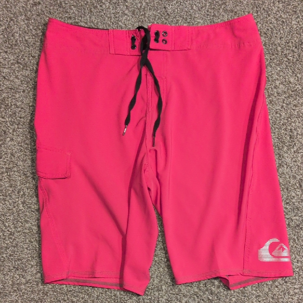 Quiksilver Men's Neon Pink Swim Boardshorts with Black Drawstring‎ Size 33